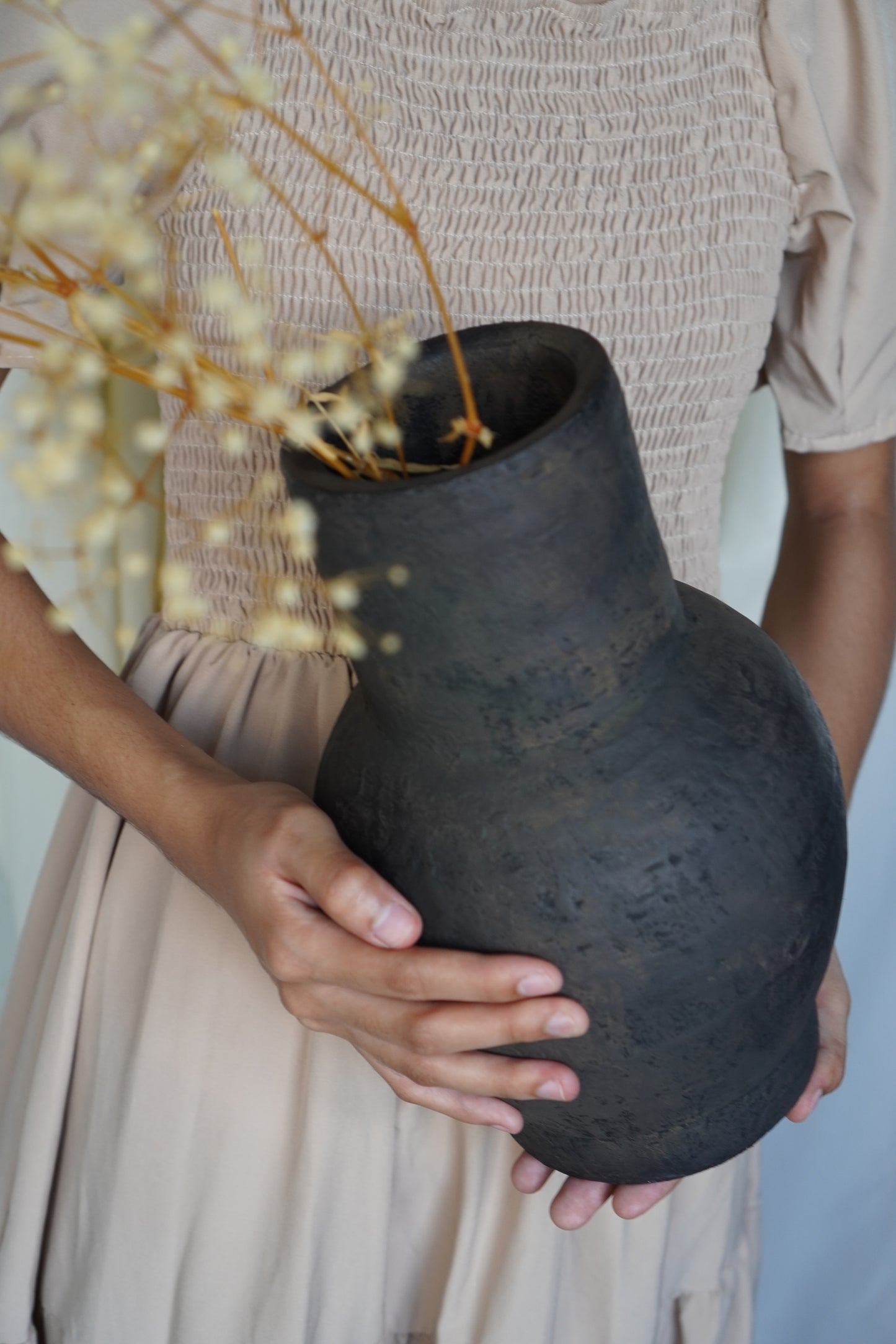 Aged Vase (REYNA) from UMAGA Collection