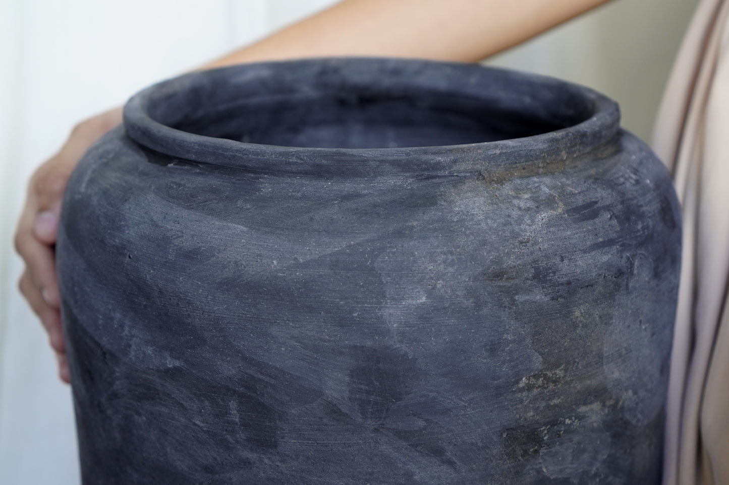 Aged Vase (ALUNSINA)