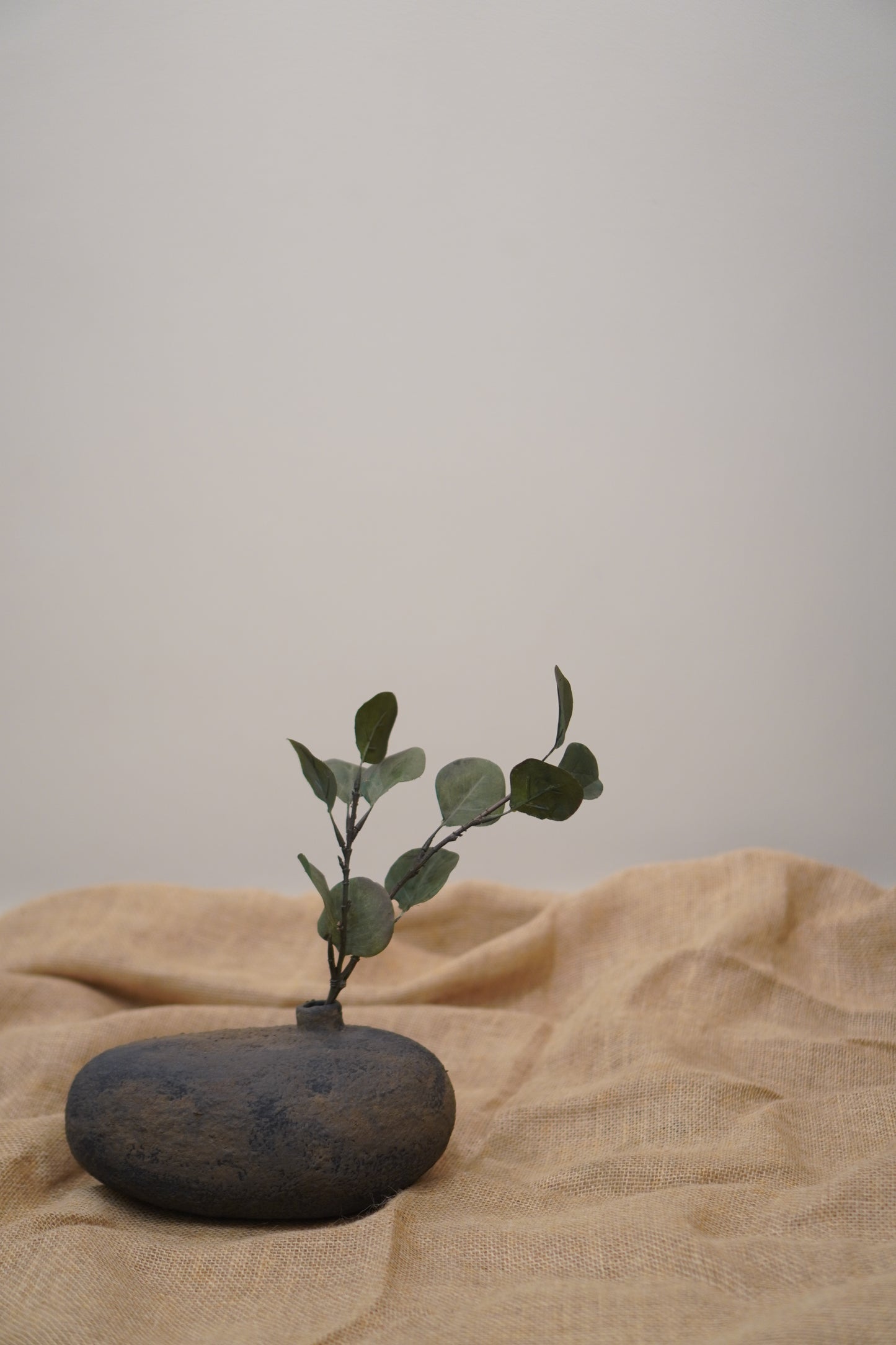 Paper Mache Vase (Luna)