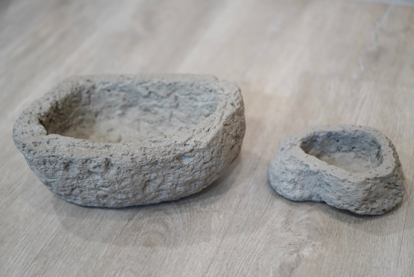 Decorative Stone Bowl (Balon)