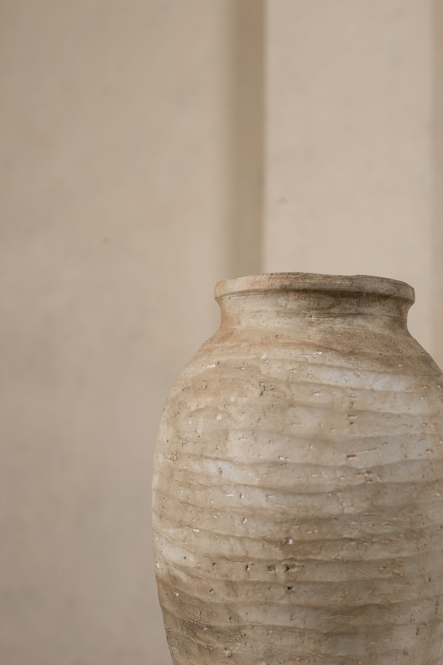 Aged Vase (Pastulan)