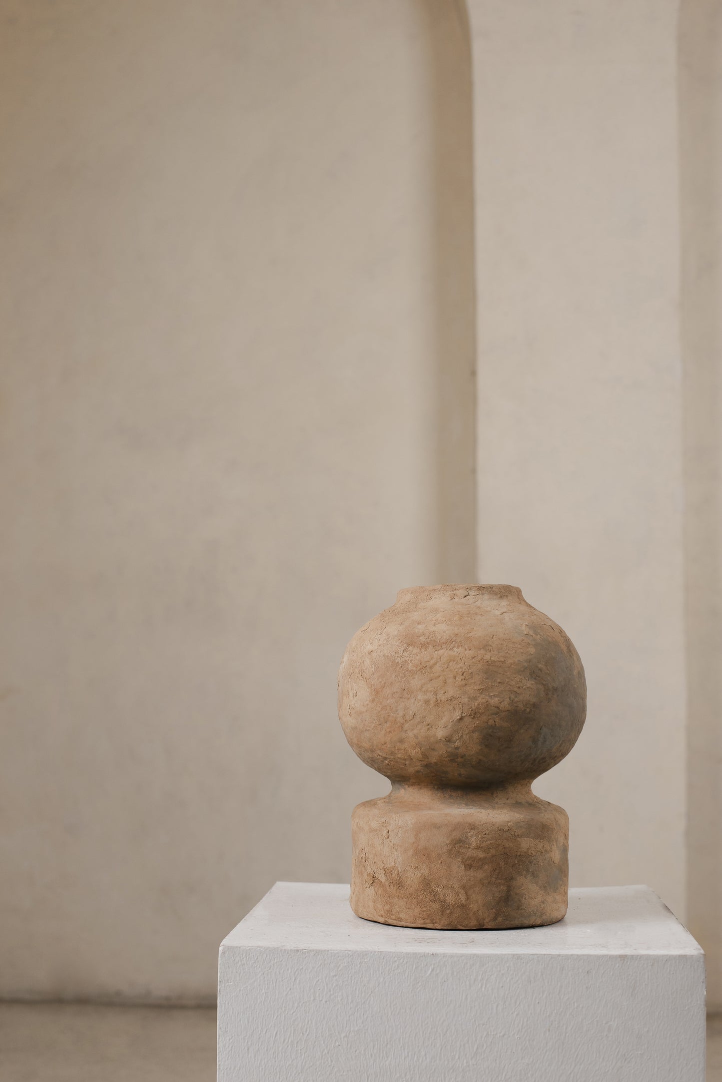 Paper Mache Vase (Giting)