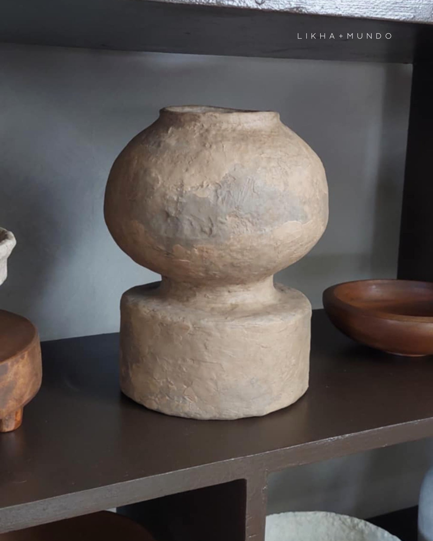 (For-Pre-order. Please message us on Instagram.) Paper Mache Vase (Giting)