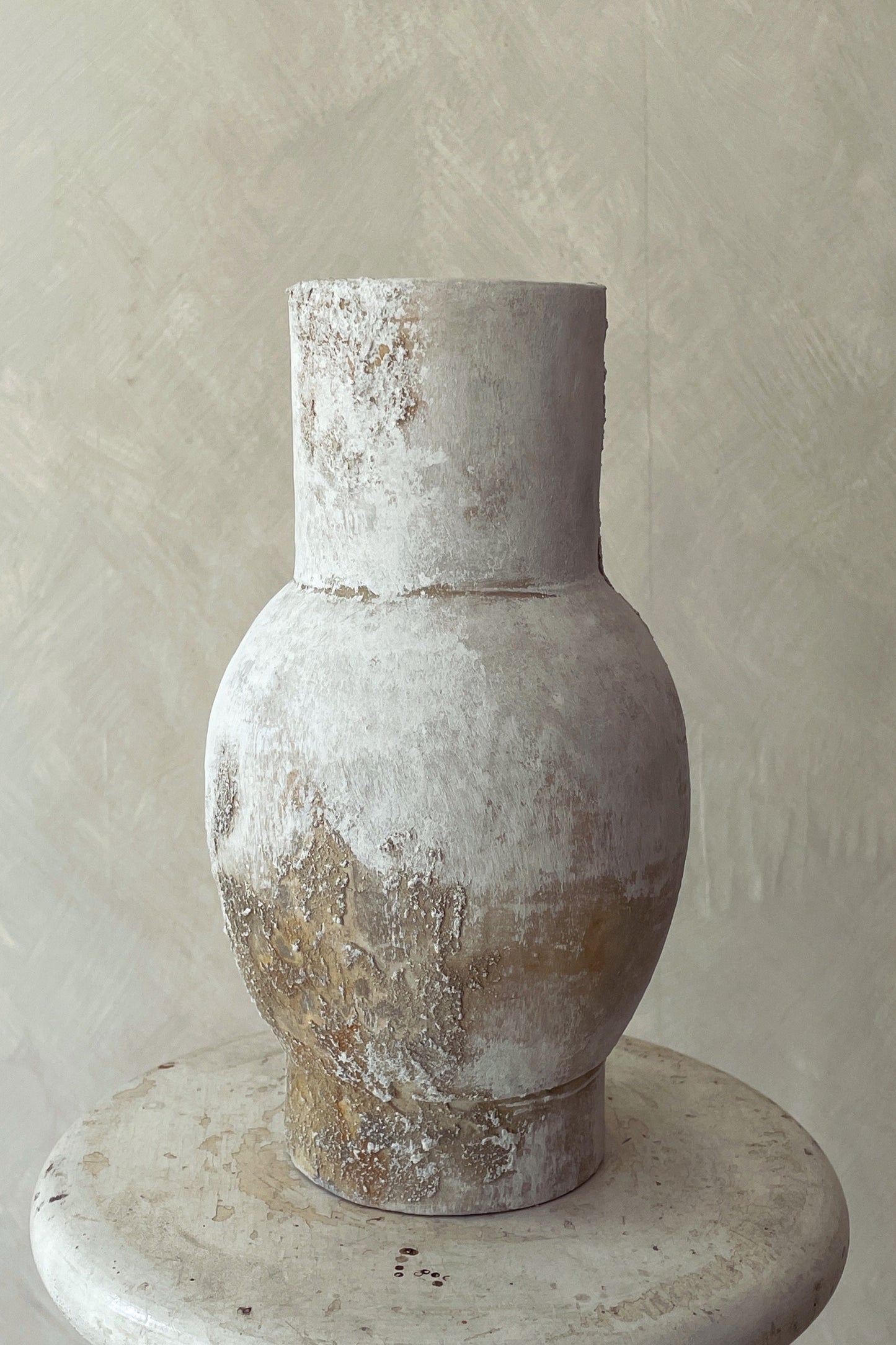 Aged Vase - REYNA - Salin Collection 2024