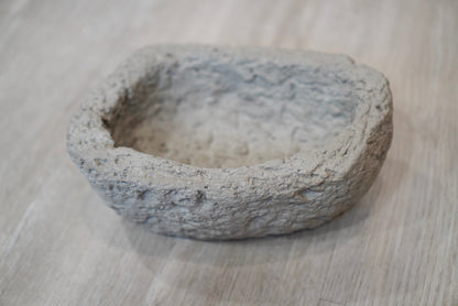 Decorative Stone Bowl (Balon)